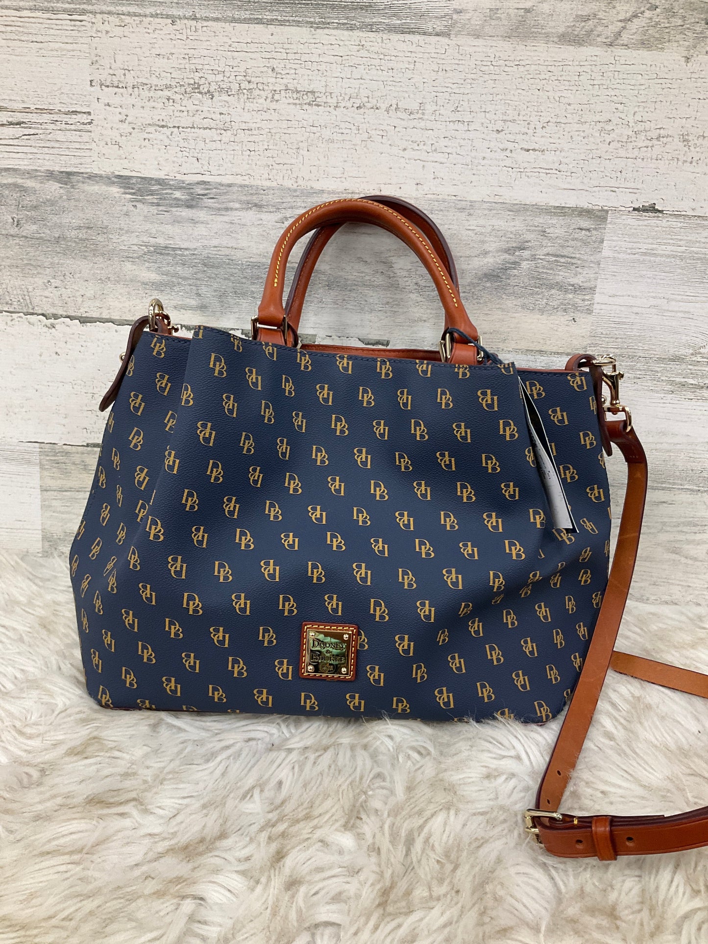 Handbag Leather By Dooney And Bourke, Size: Medium