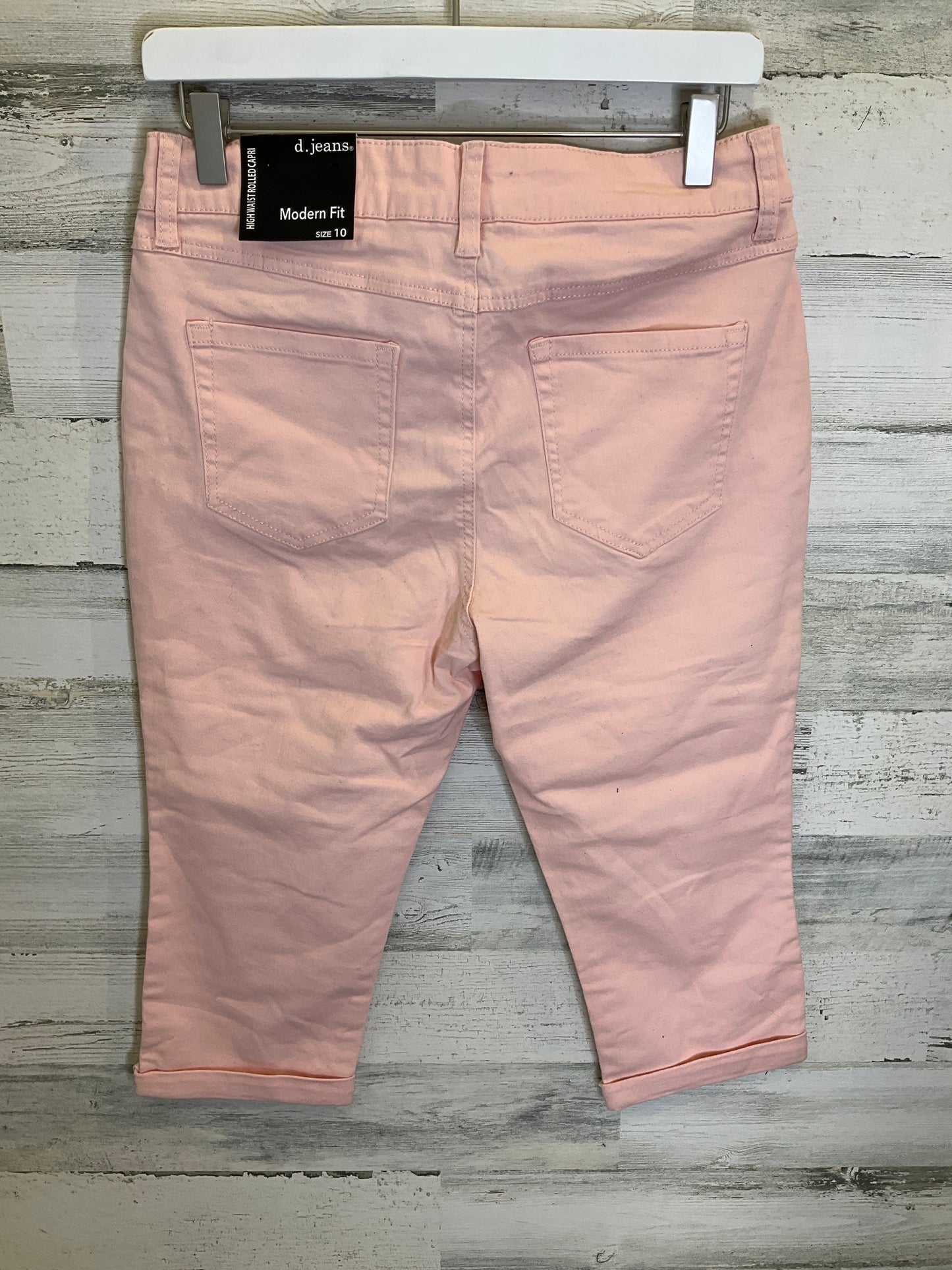 Peach Capris D Jeans, Size 10