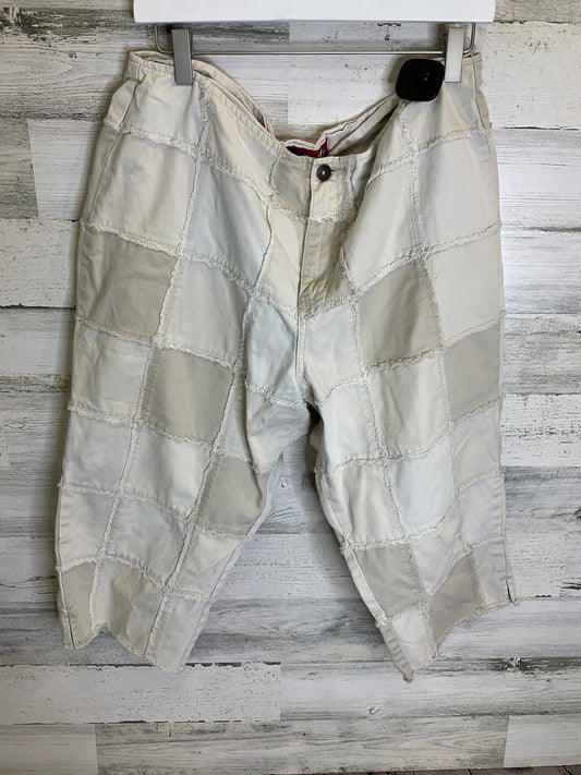 Beige Capris Zana Di, Size 16