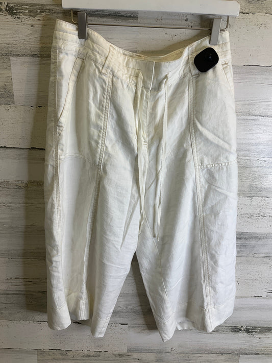 Capris By Ann Taylor In Cream, Size: 10