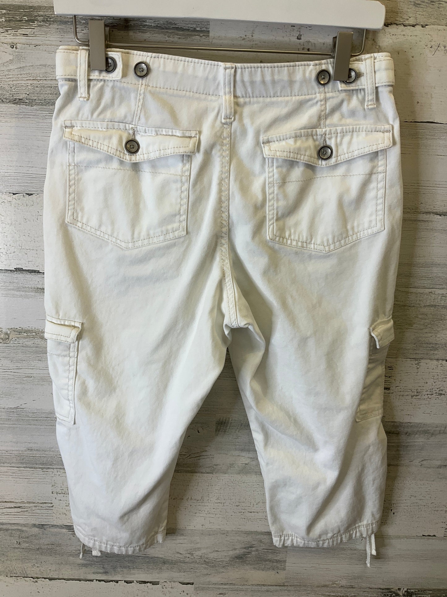 Capris By Lee In White, Size: 4