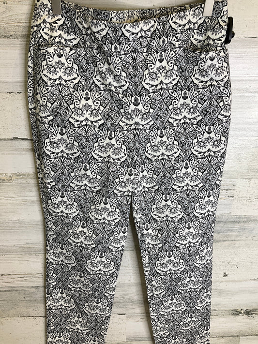 Black & White Pants Cropped Chicos, Size 4