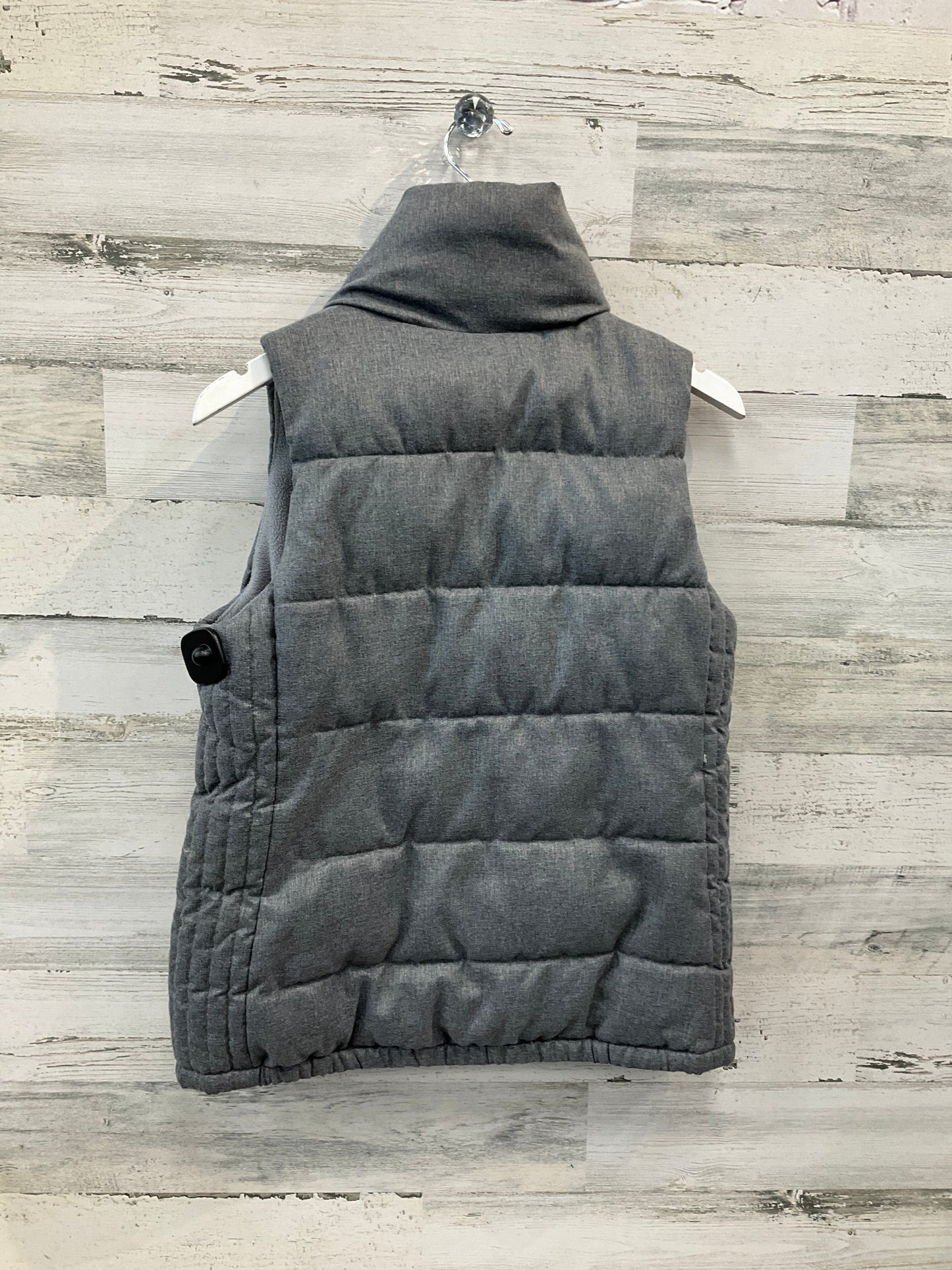 Vest Puffer & Quilted By Old Navy In Grey, Size: S