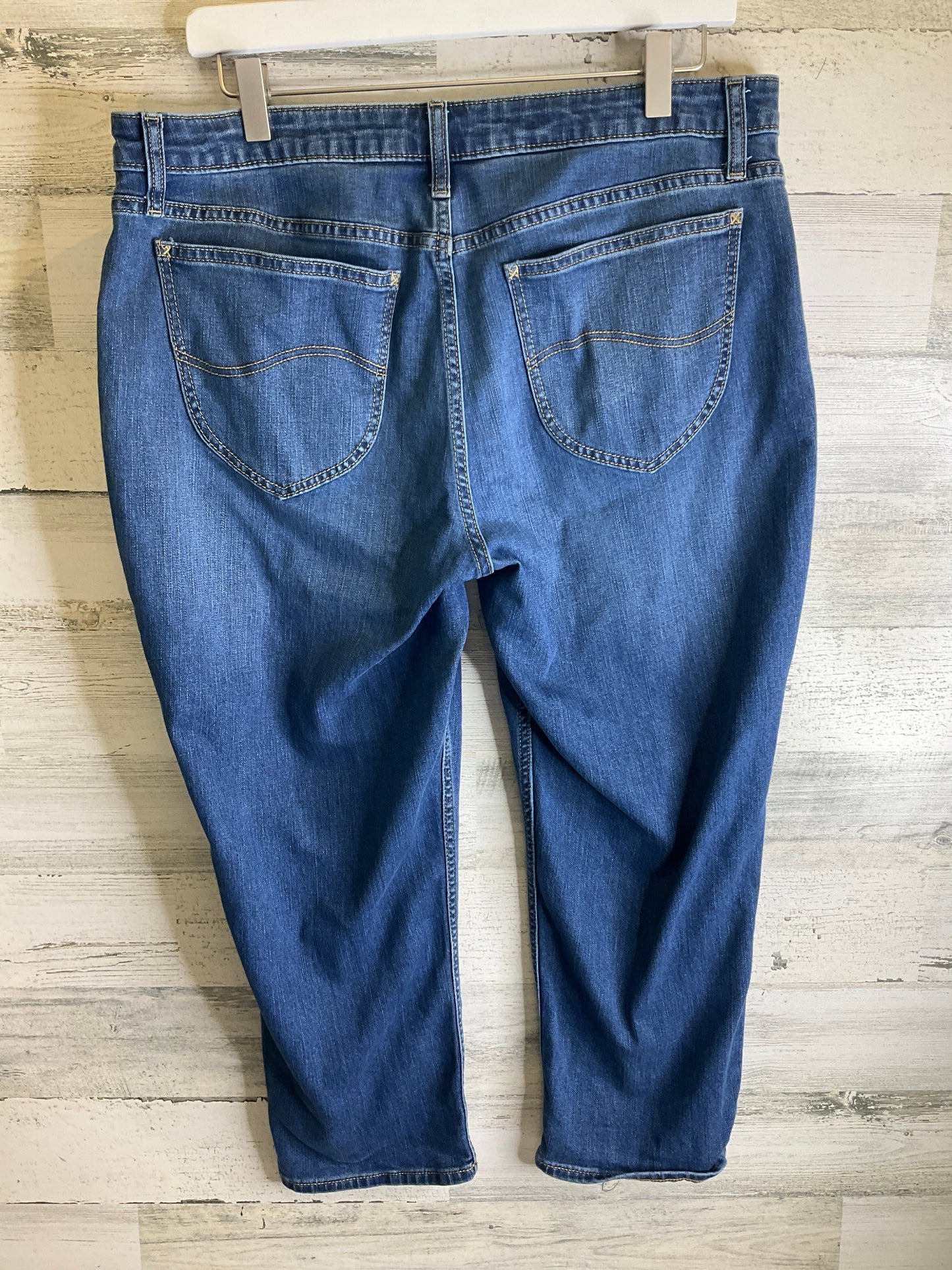 Capris By Lee In Blue Denim, Size: 16