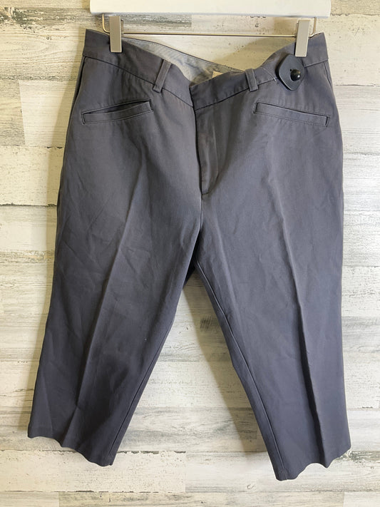 Capris By Dockers In Grey, Size: 14