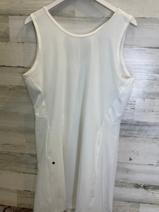 White Athletic Dress Nike Apparel, Size L