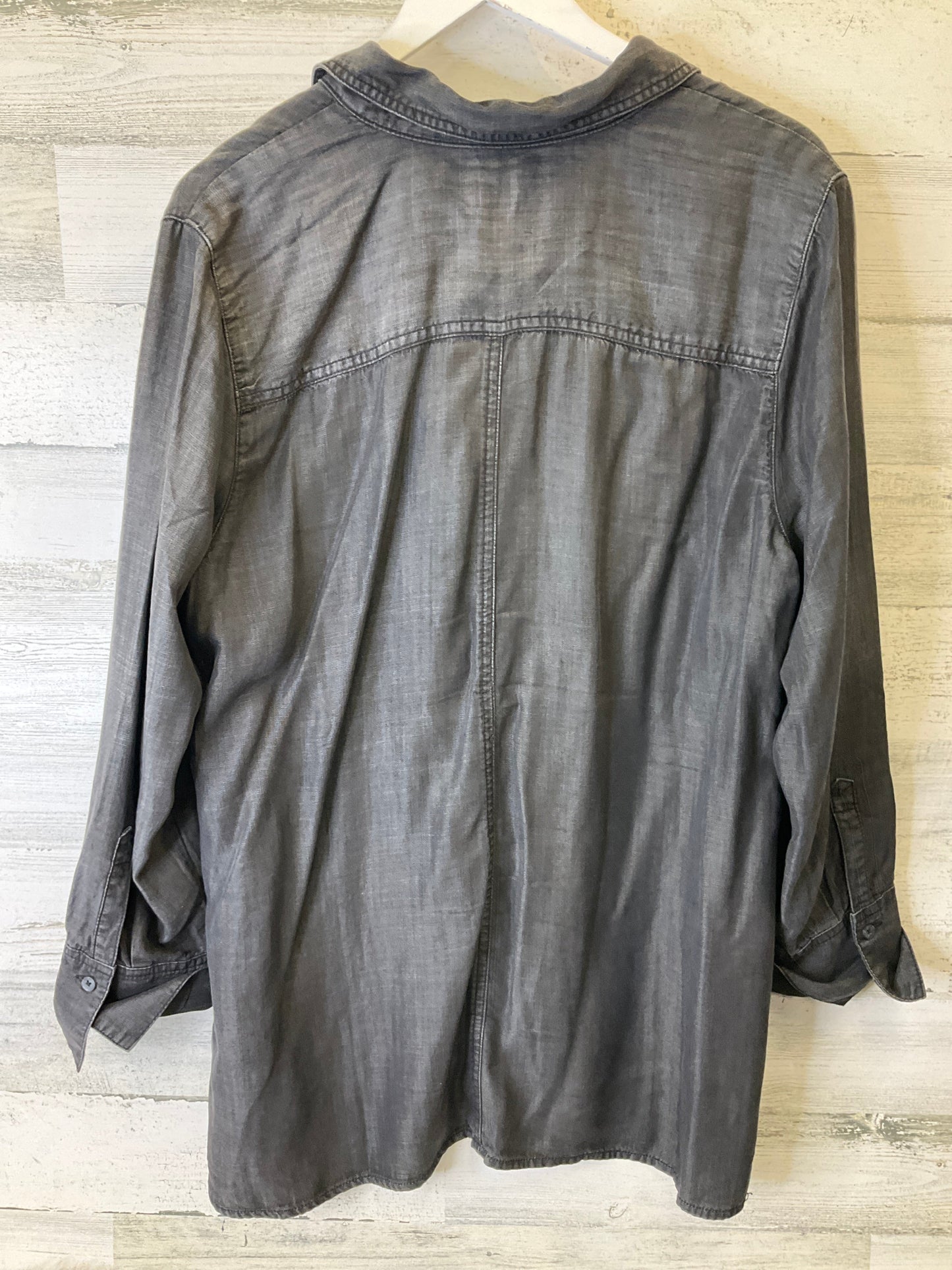 Tunic Long Sleeve By Chicos In Grey, Size: Xl