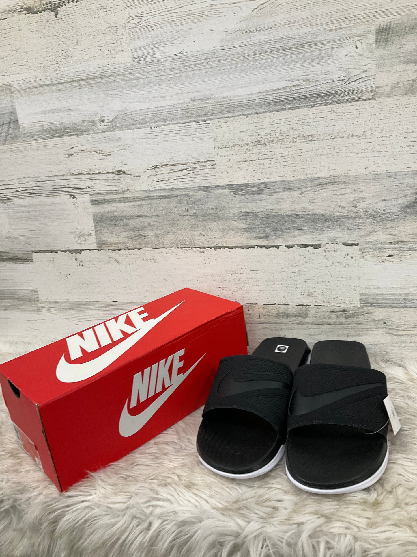 Sandals Sport By Nike In Black, Size: 11