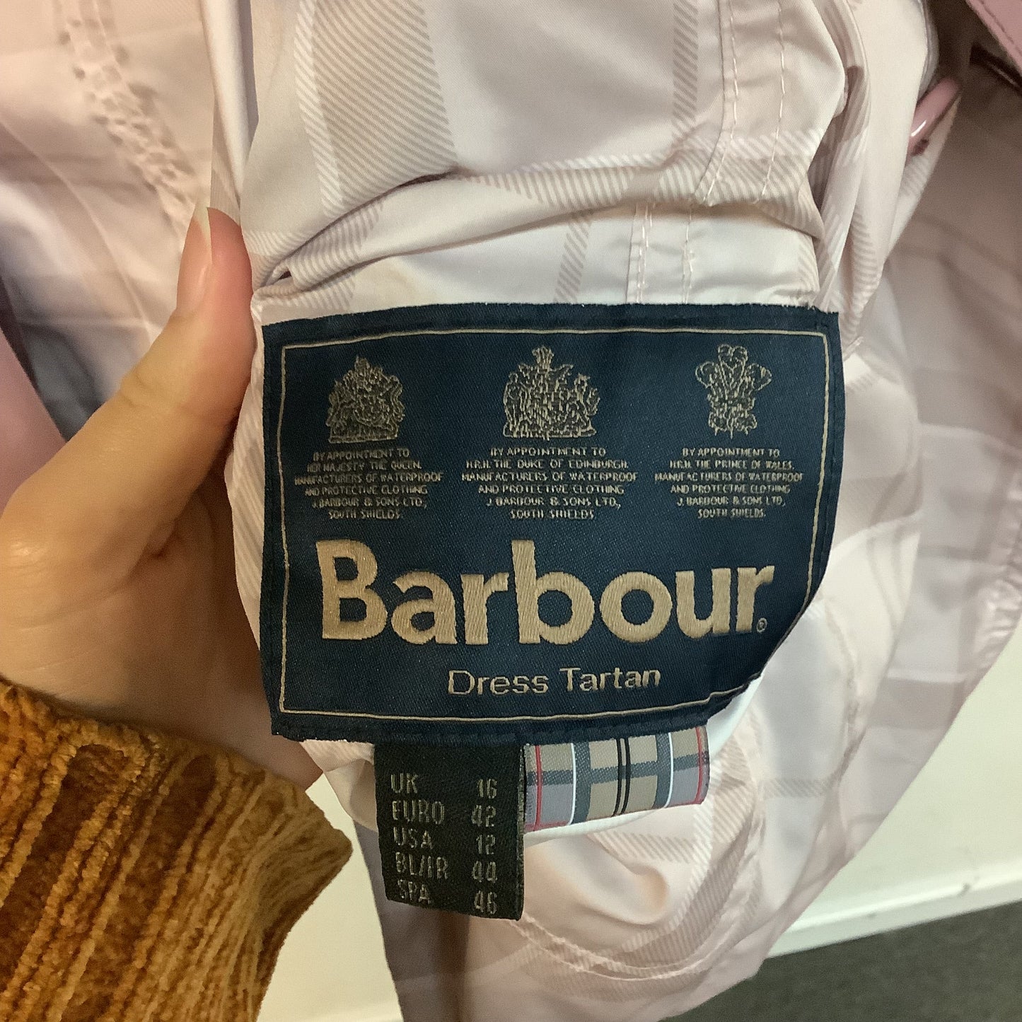 Jacket Luxury Designer By Barbour In Plaid, Size: 12