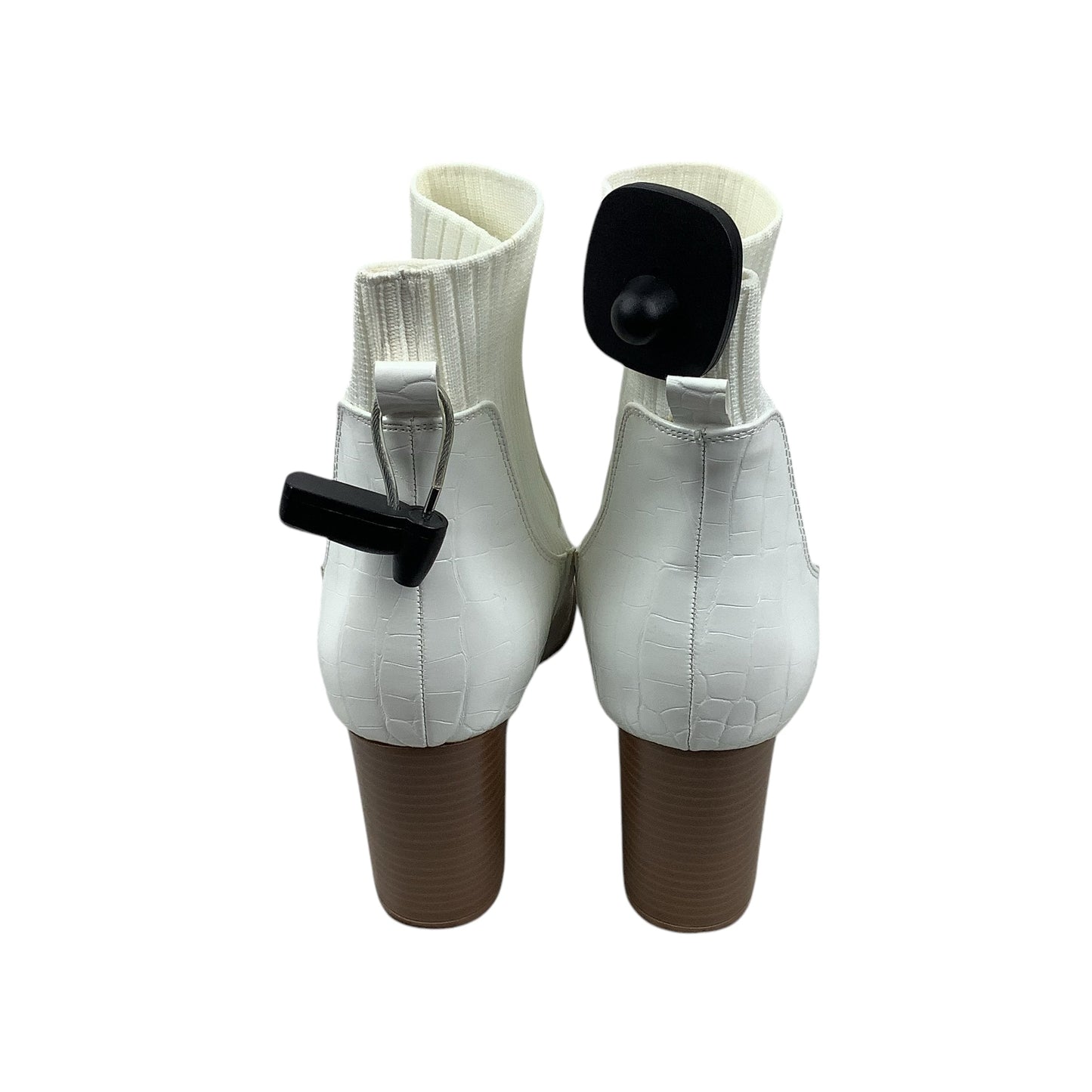 Boots Ankle Heels By Clothes Mentor In White, Size: 11