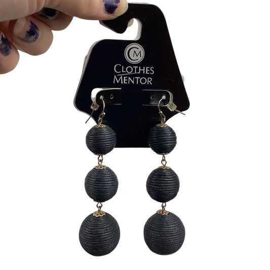 Earrings Dangle/drop By Clothes Mentor