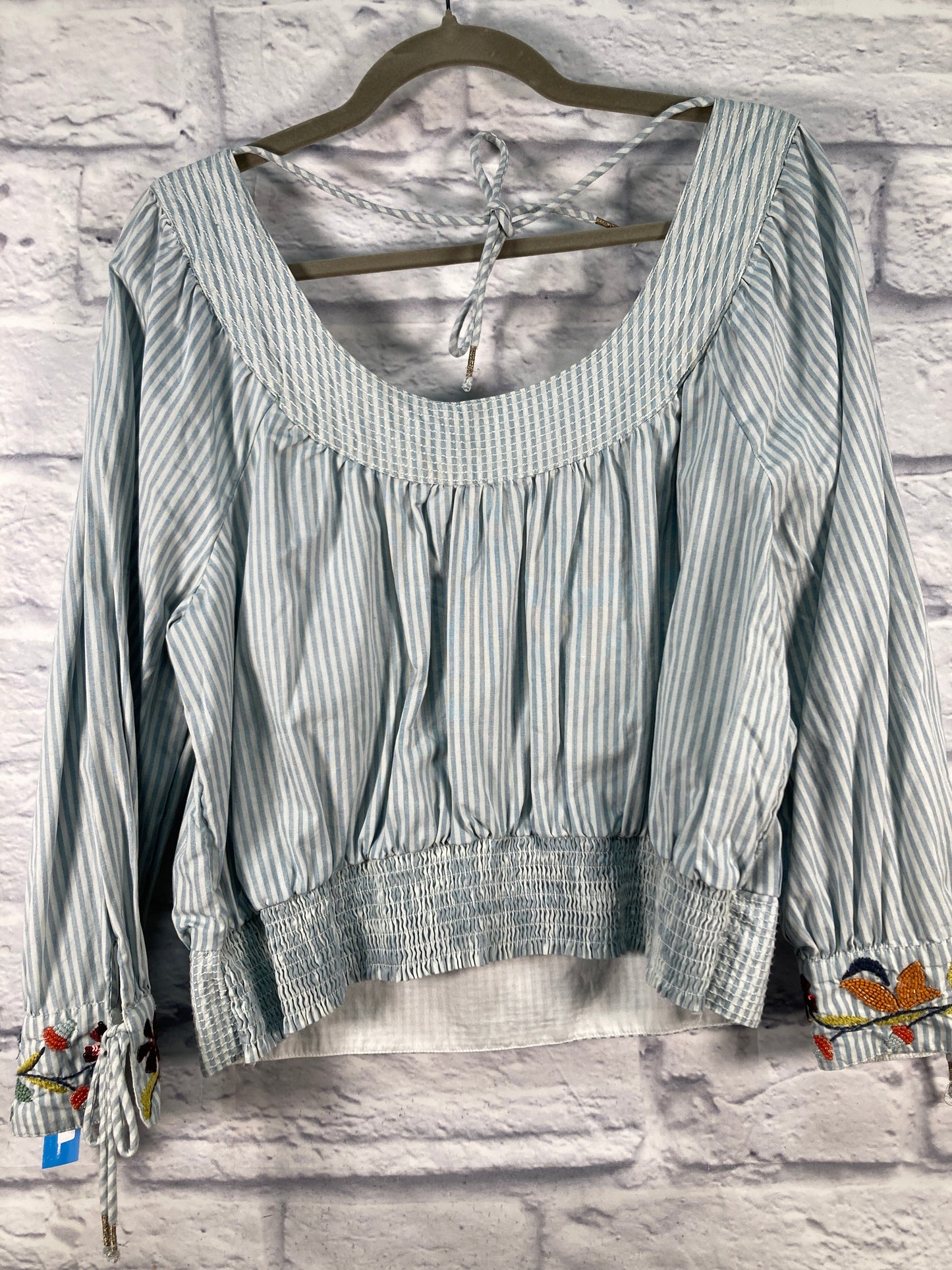 Top Long Sleeve By Anthropologie In Blue & White, Size: L