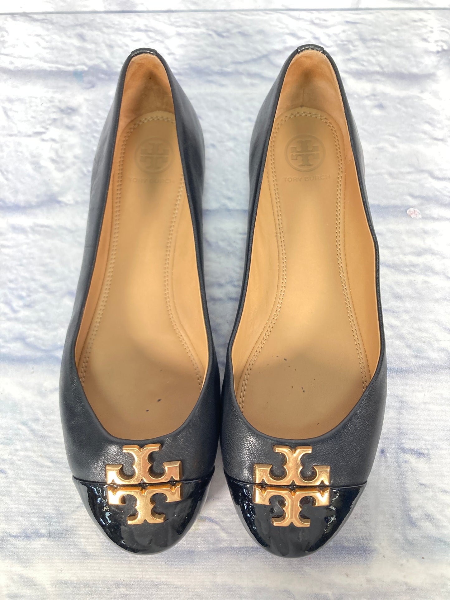 Black & Gold Shoes Flats Tory Burch, Size 7.5