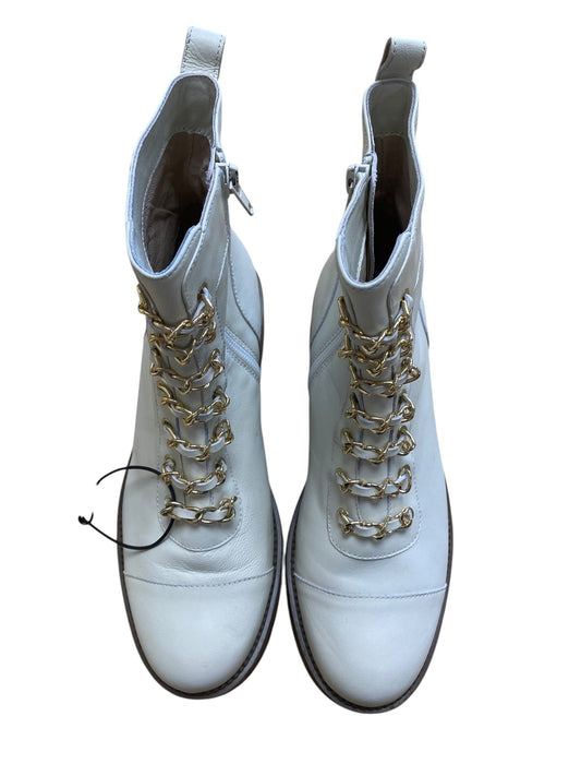 Boots Combat By Clothes Mentor In White, Size: 7.5