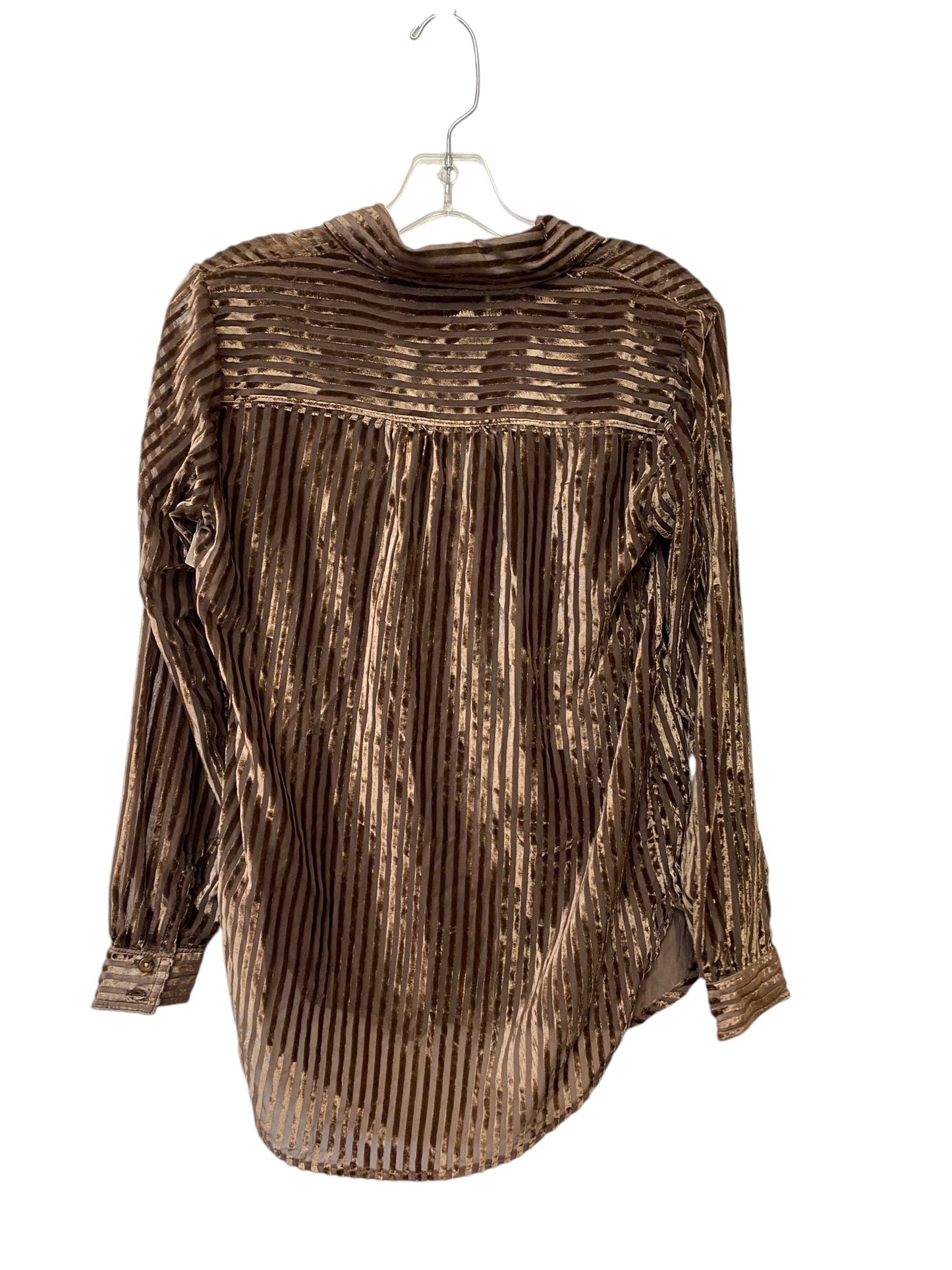 Top Long Sleeve By Pilcro In Brown, Size: Xxs