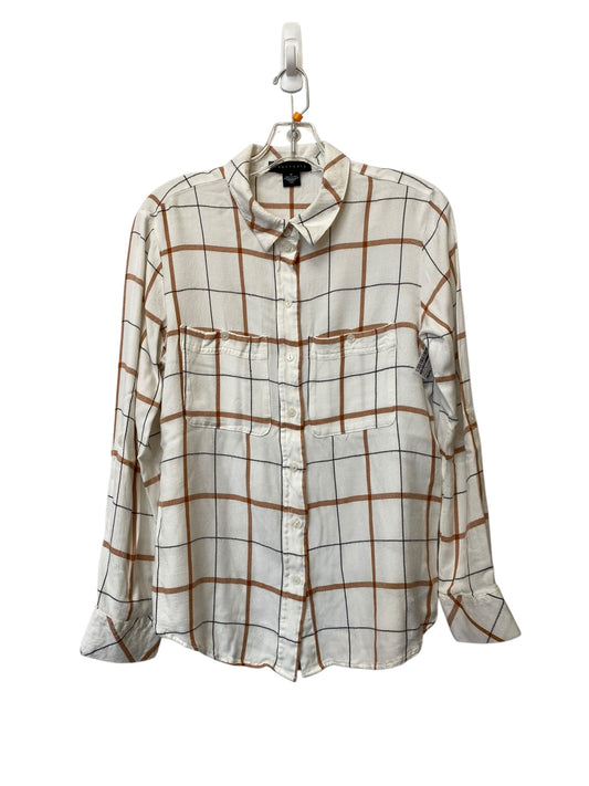 Top Long Sleeve By Sanctuary In Plaid Pattern, Size: M