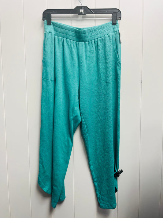 Capris By Clothes Mentor  Size: Xs