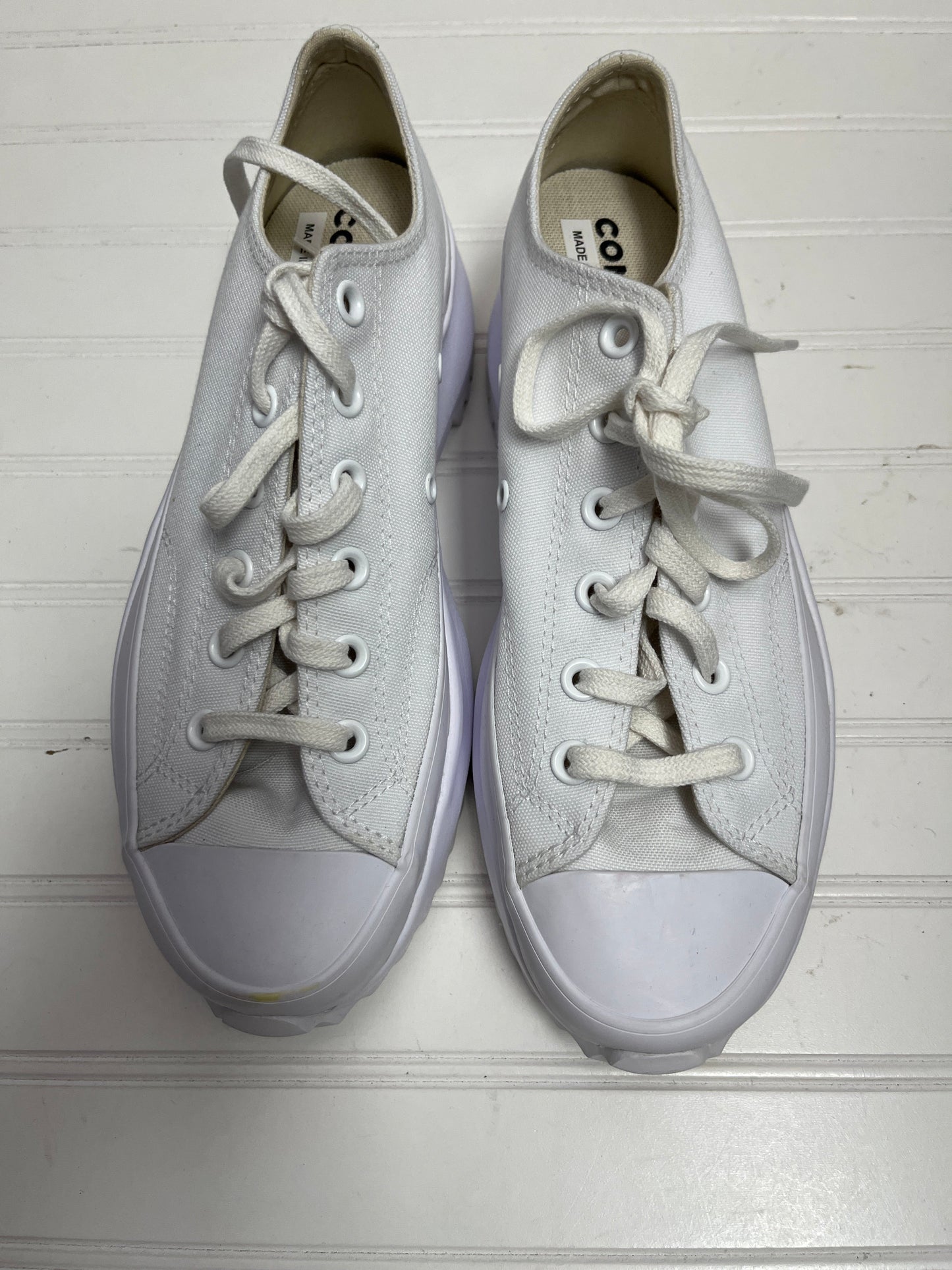 Shoes Sneakers By Converse In White, Size: 9.5