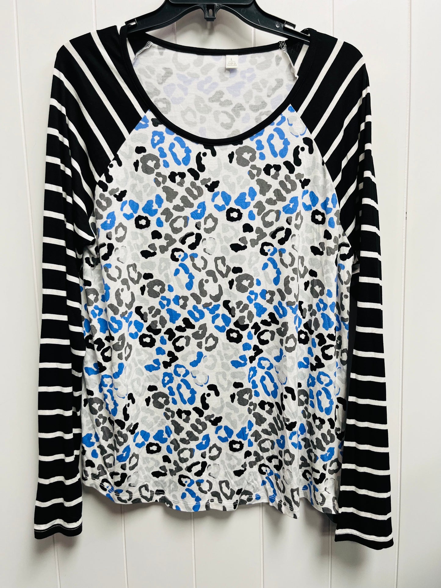 Top Long Sleeve Basic By Cato In Black & Blue, Size: L