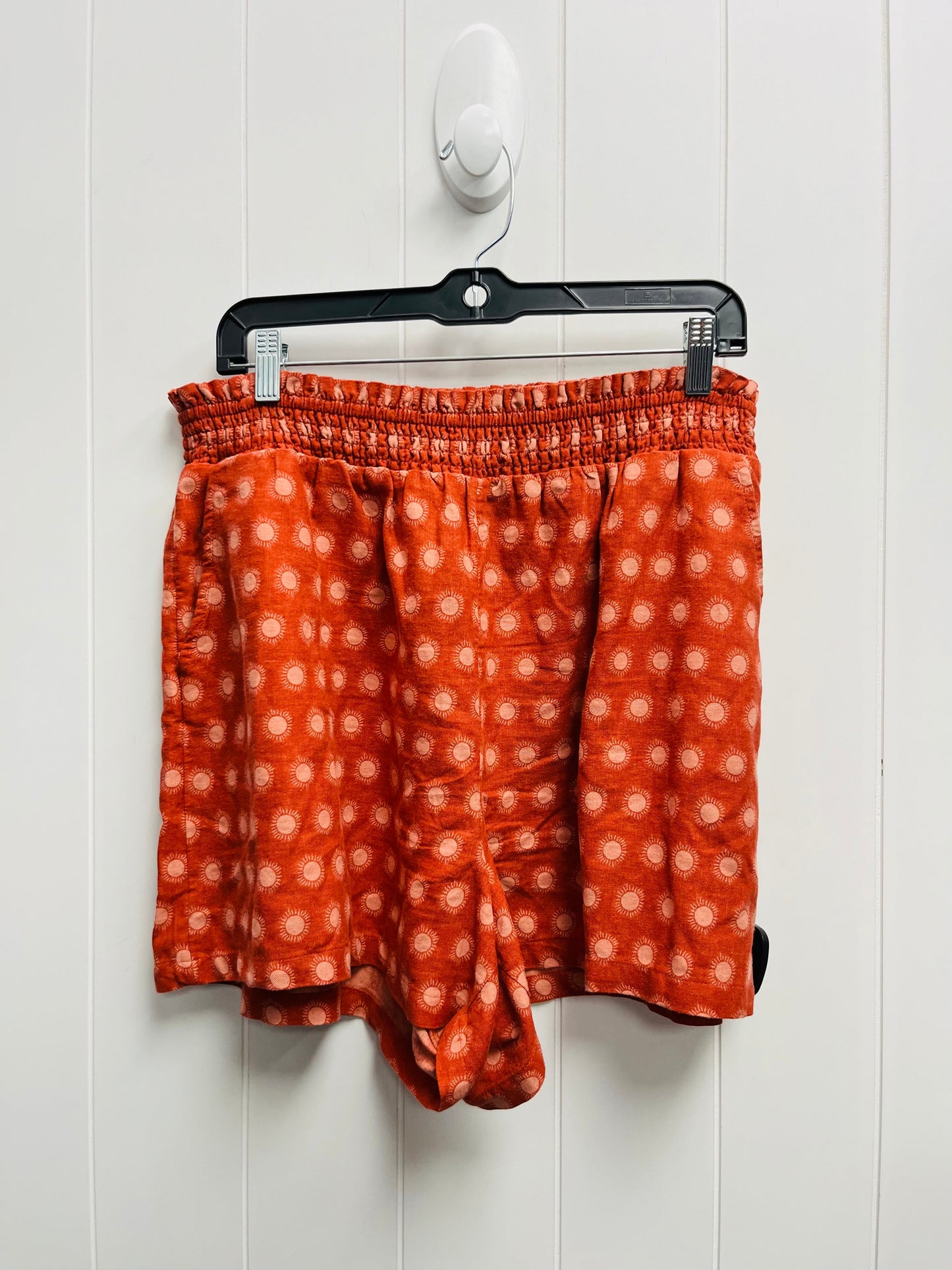 Orange Shorts Universal Thread, Size L