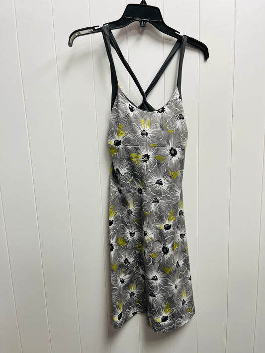 Grey & Yellow Dress Casual Short Patagonia, Size Xs