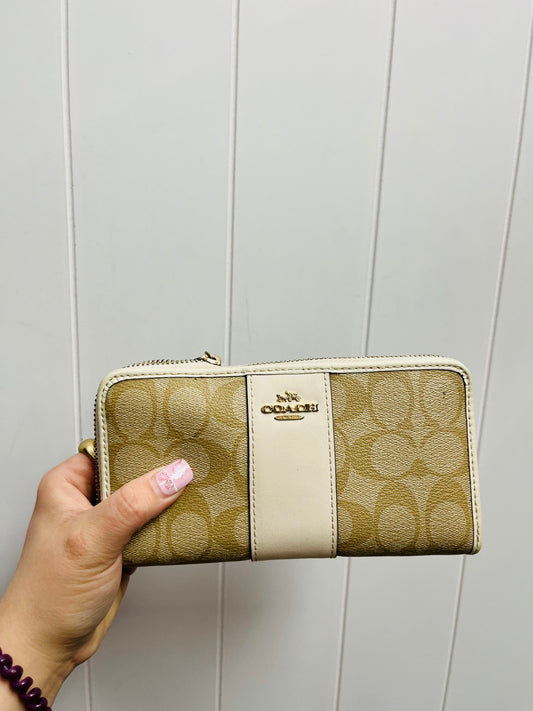 Wallet Designer By Coach, Size: Large