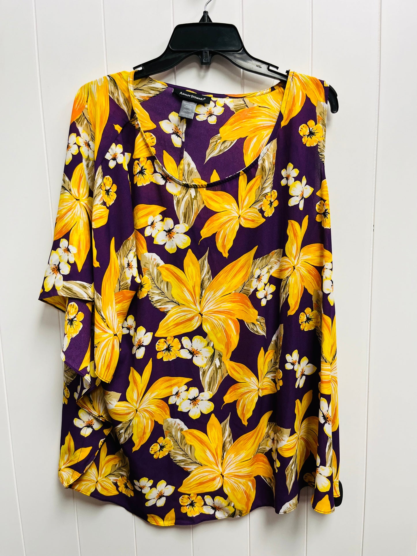 Blouse Short Sleeve By Ashley Stewart  Size: 22