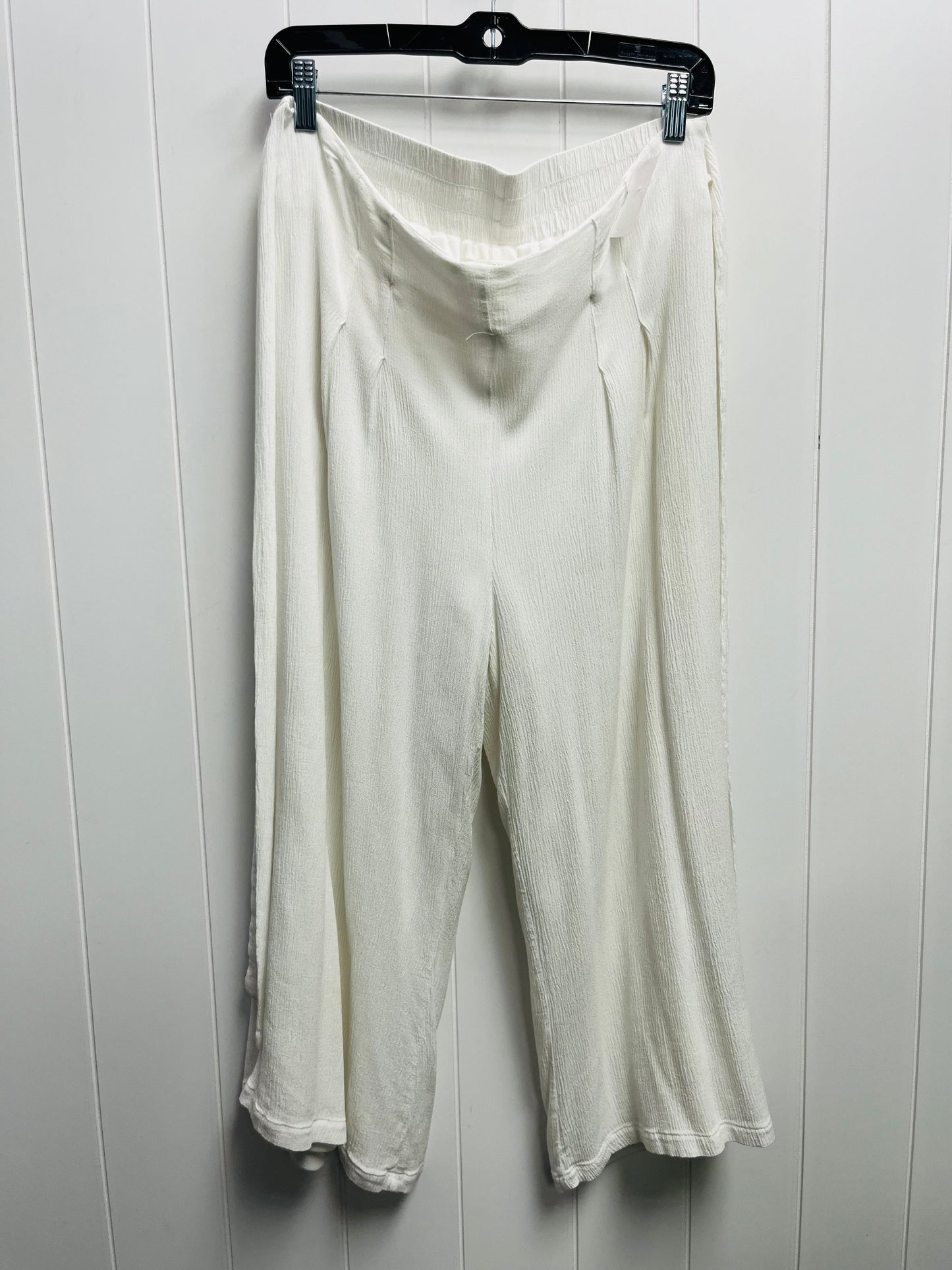 White Capris hailey lyn, Size L