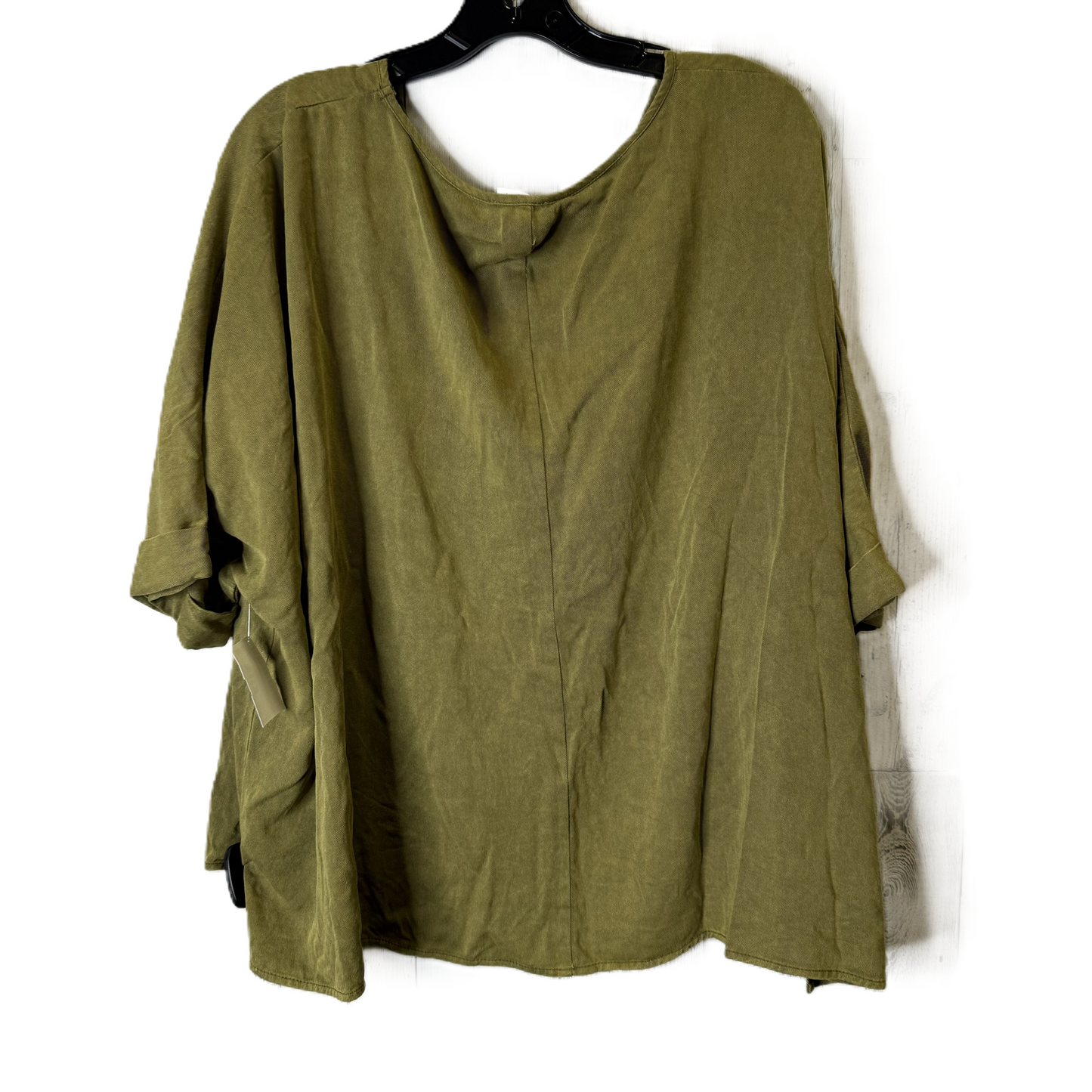 Top Short Sleeve By Andree By Unit In Green, Size: S