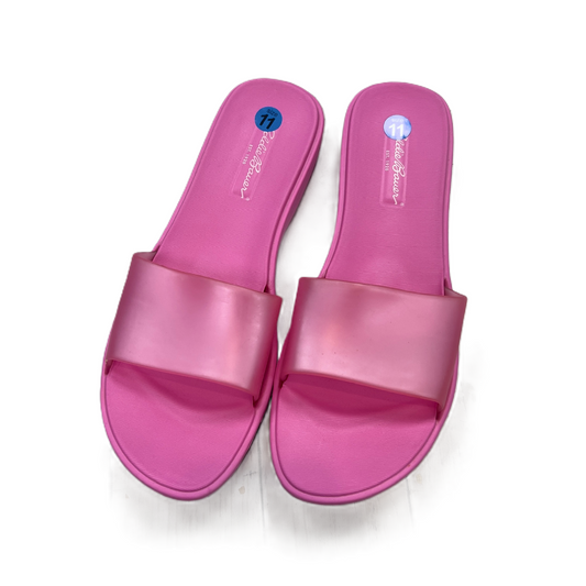 Sandals Flats By Eddie Bauer  Size: 11