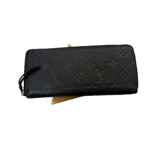 Wallet Luxury Designer By Louis Vuitton, Size: Medium