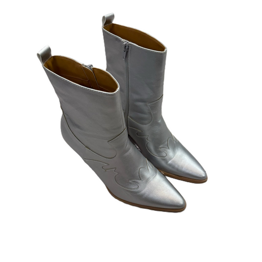 Boots Western By Qupid In Silver, Size: 8