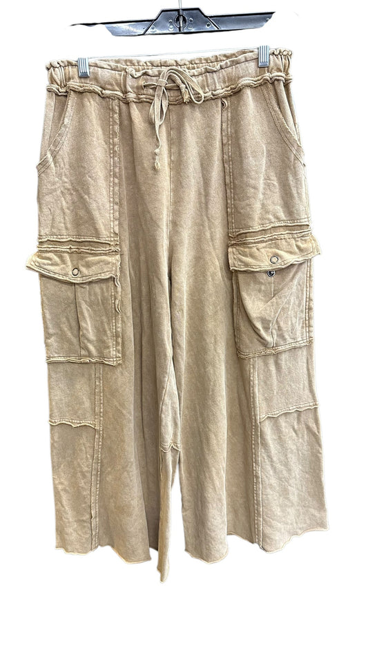 Pants Cargo & Utility By Easel In Brown, Size: S