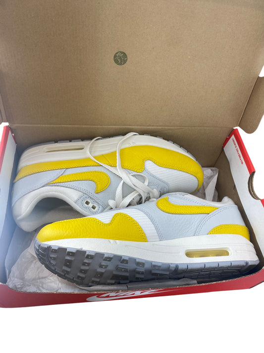 Shoes Athletic By Nike In Yellow, Size: 9