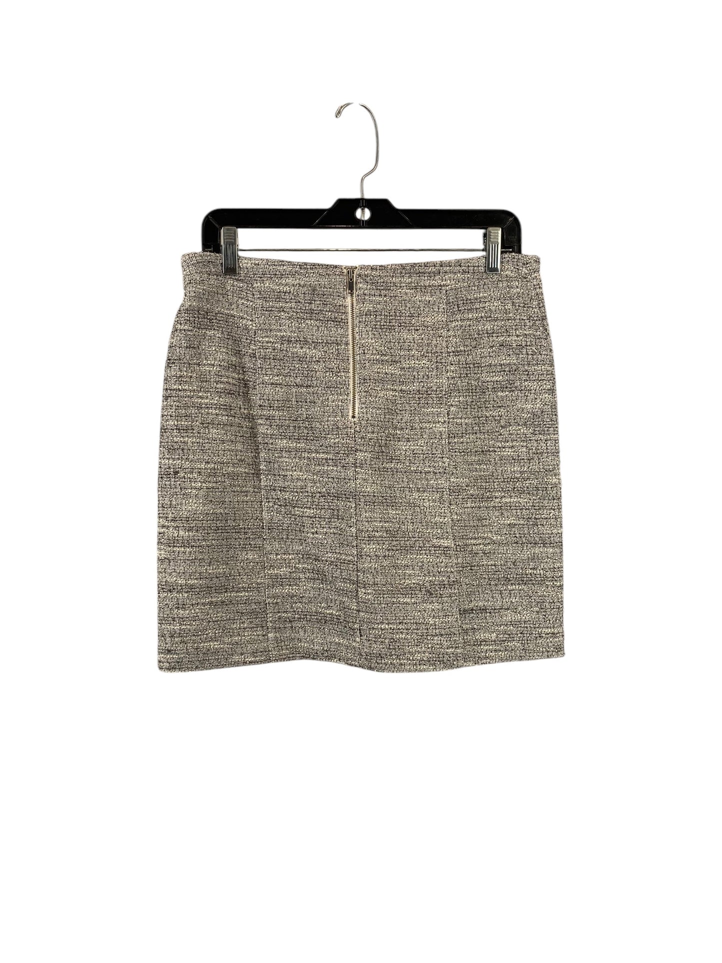 Skirt Mini & Short By Banana Republic In Grey, Size: 8