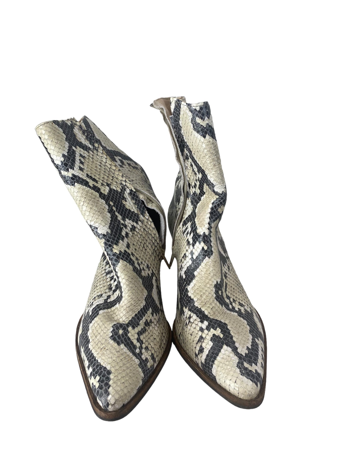 Snakeskin Print Boots Ankle Heels Clothes Mentor, Size 8