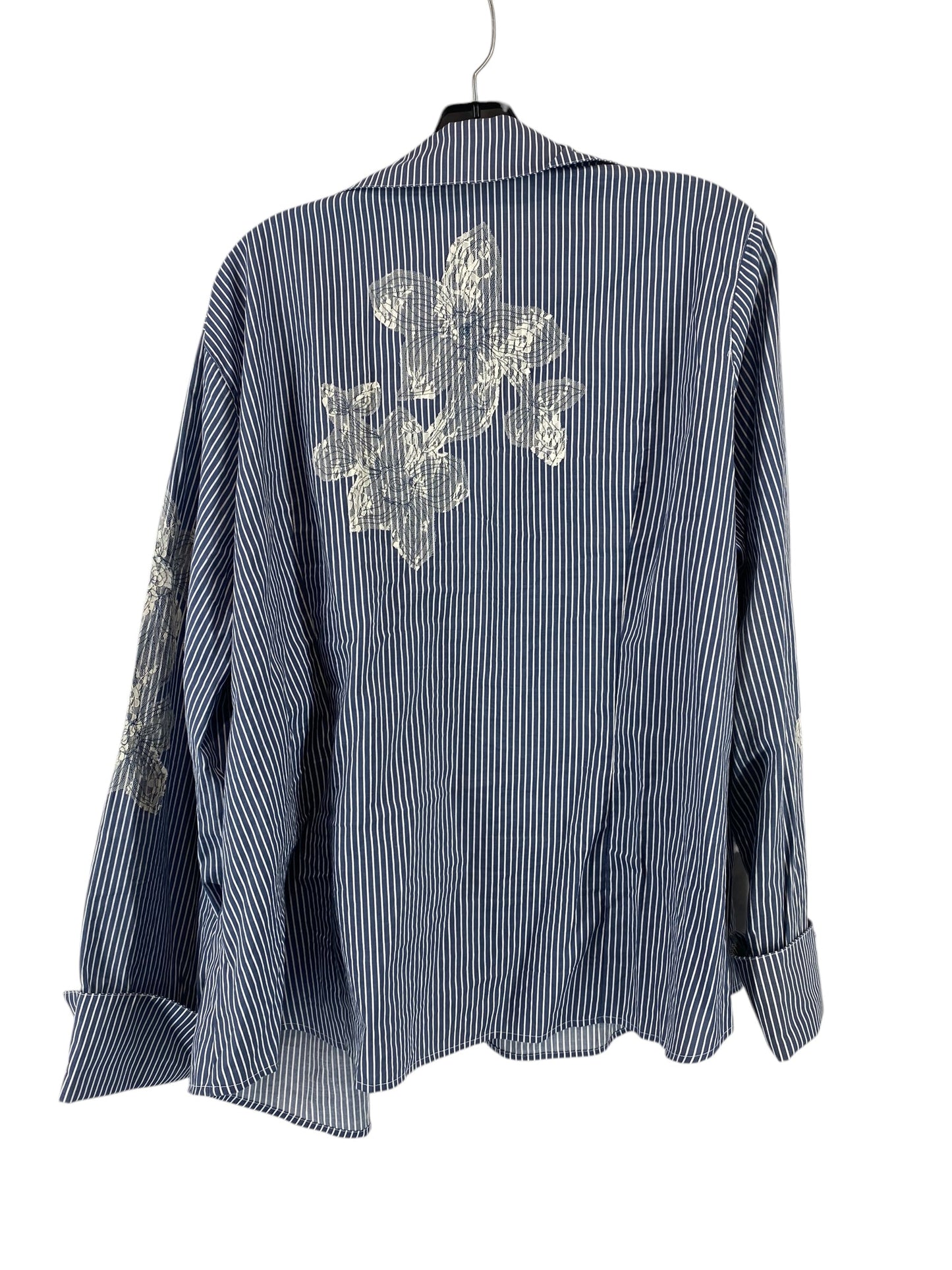 Top Long Sleeve By Coldwater Creek In Blue & White, Size: 2x