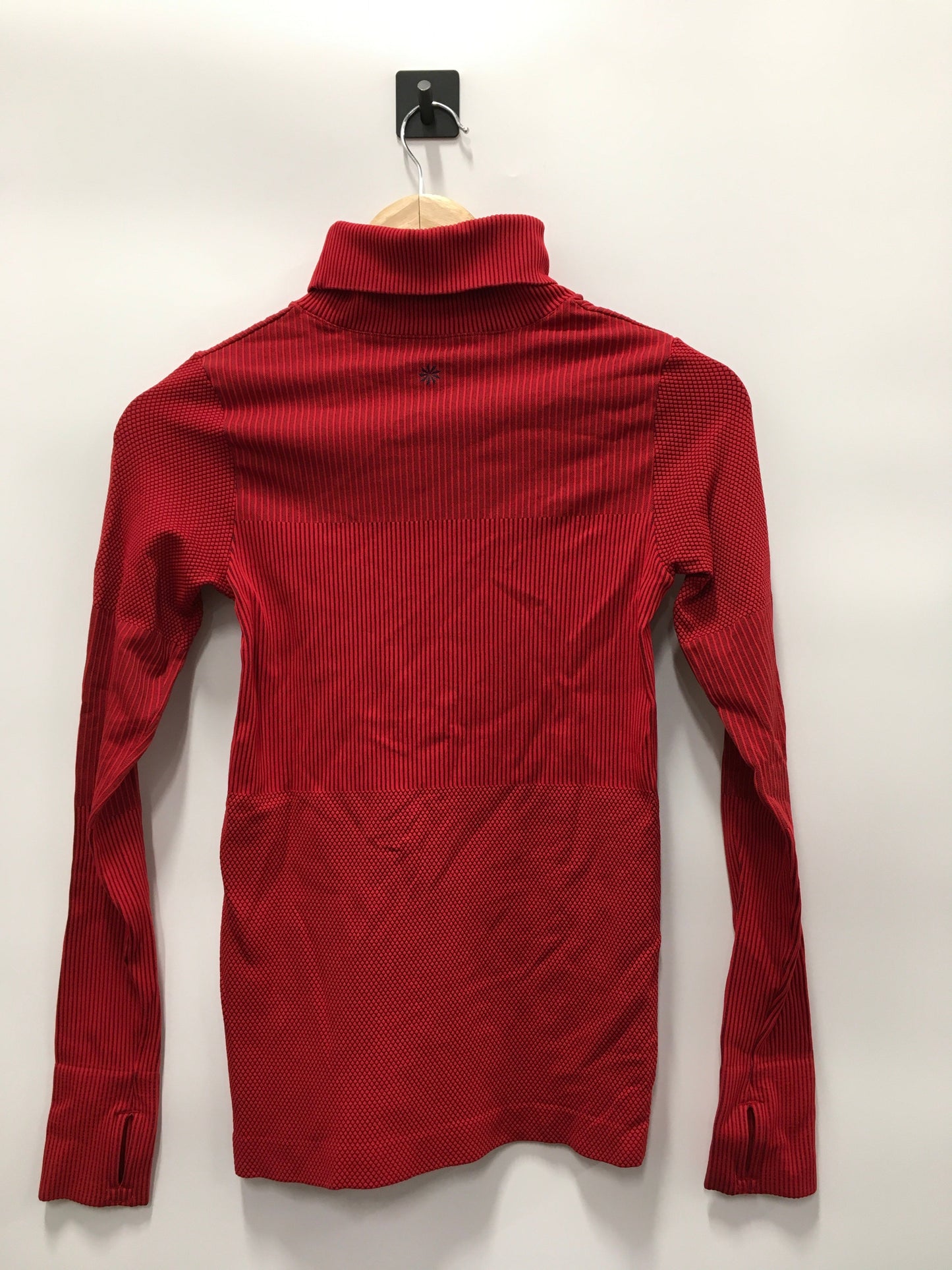 Athletic Top Long Sleeve Collar By Athleta  Size: Xs