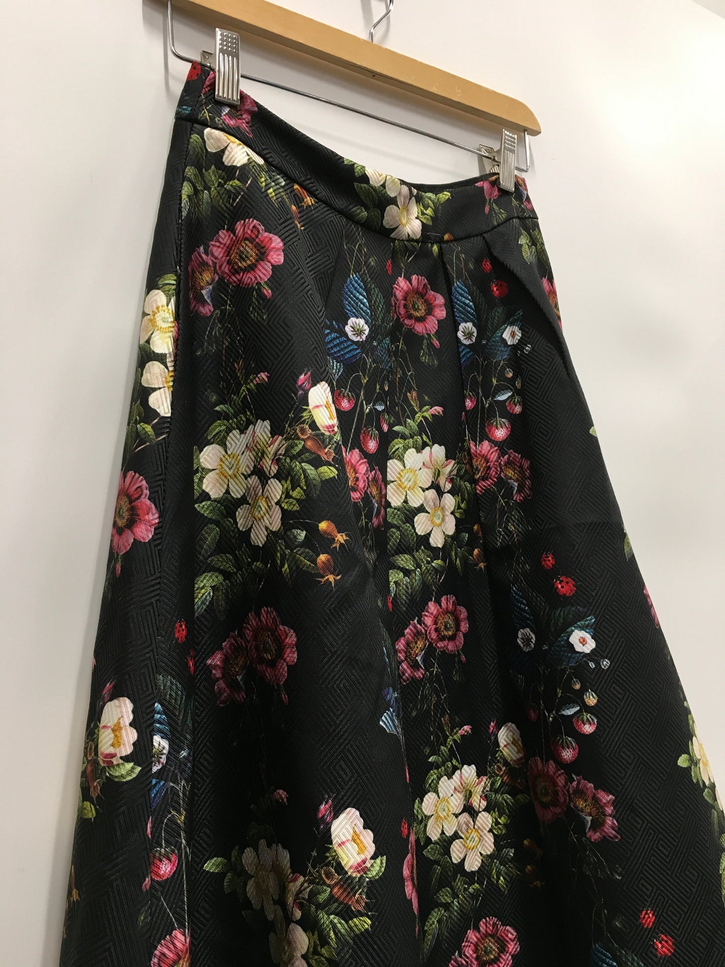 Skirt Midi By Ted Baker In Floral Print, Size: M