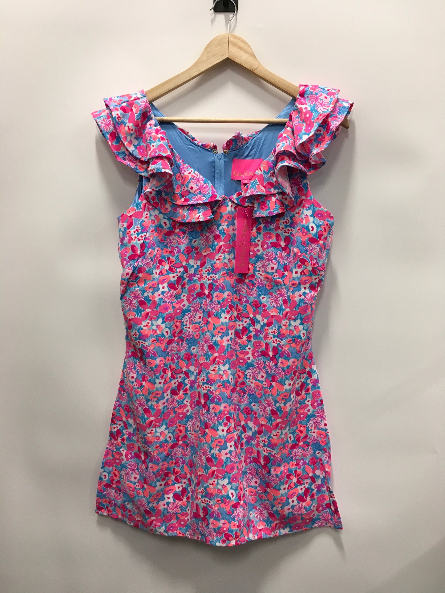 Dress Casual Short By Lilly Pulitzer In Floral Print, Size: 6