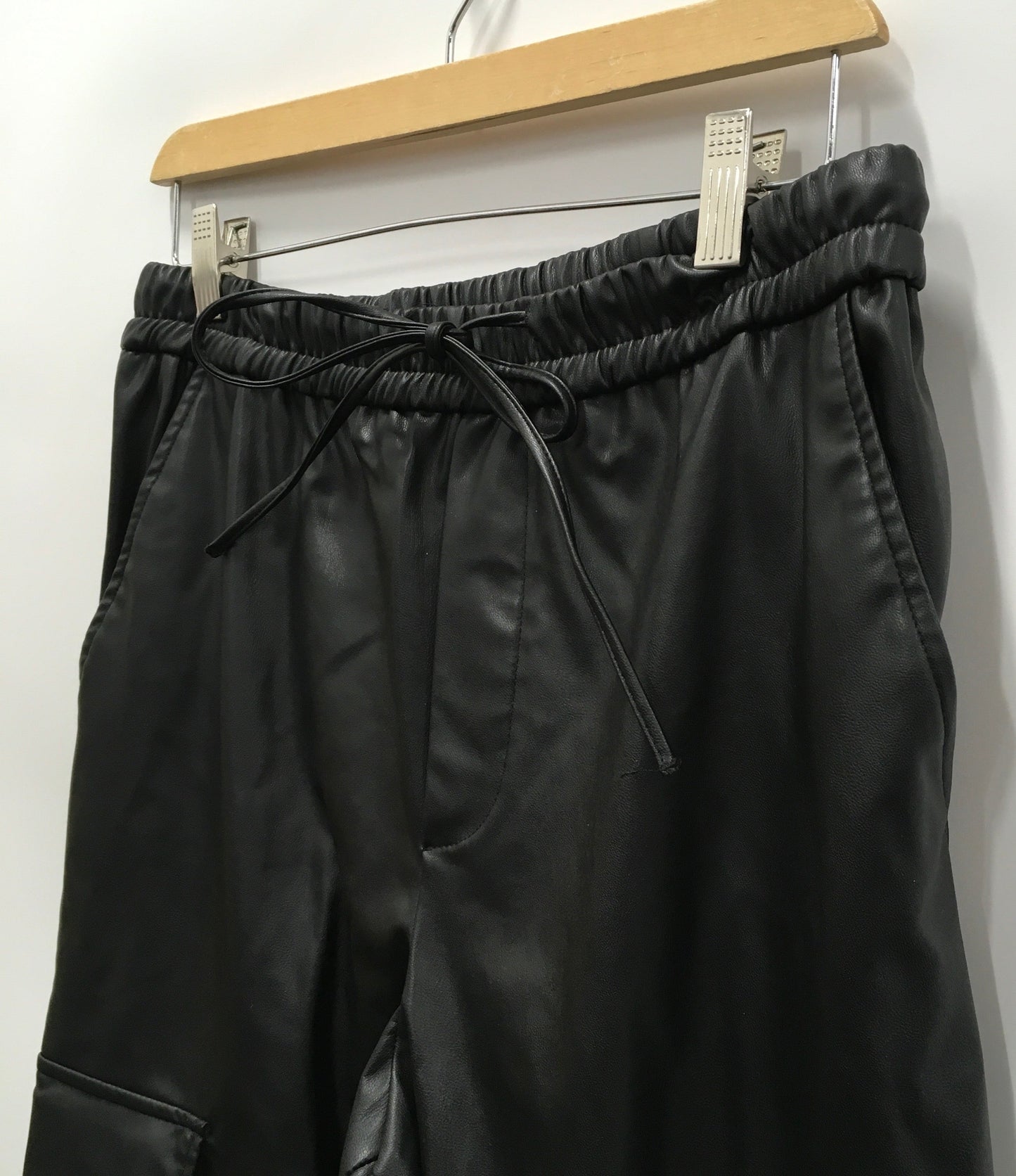 Pants Joggers By Zara  Size: M