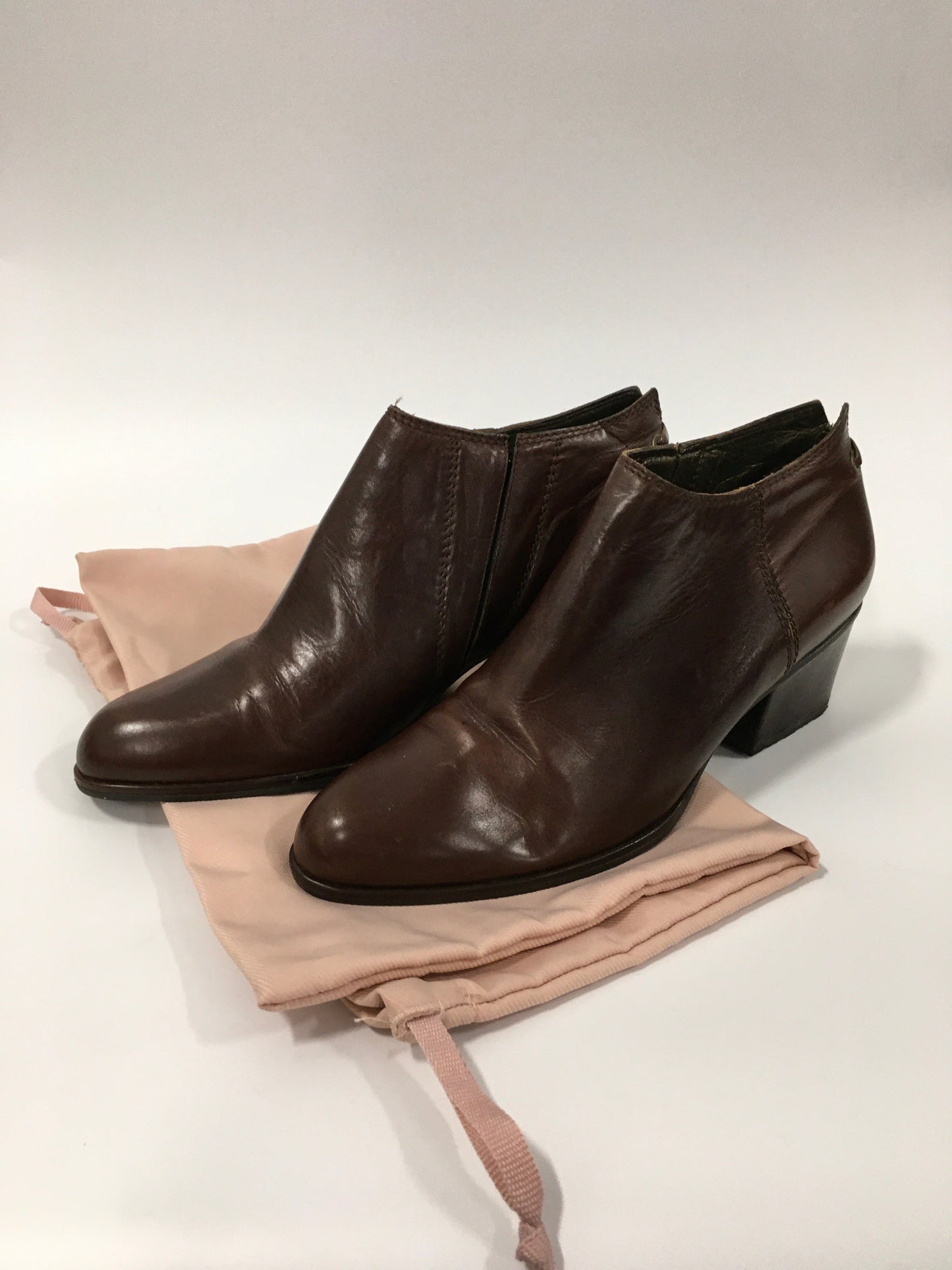 Brown Boots Ankle Heels Stuart Weitzman, Size 6