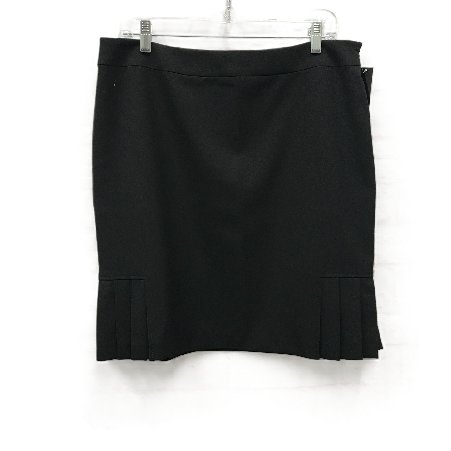 Black Skirt Mini & Short By Tahari By Arthur Levine, Size: 12