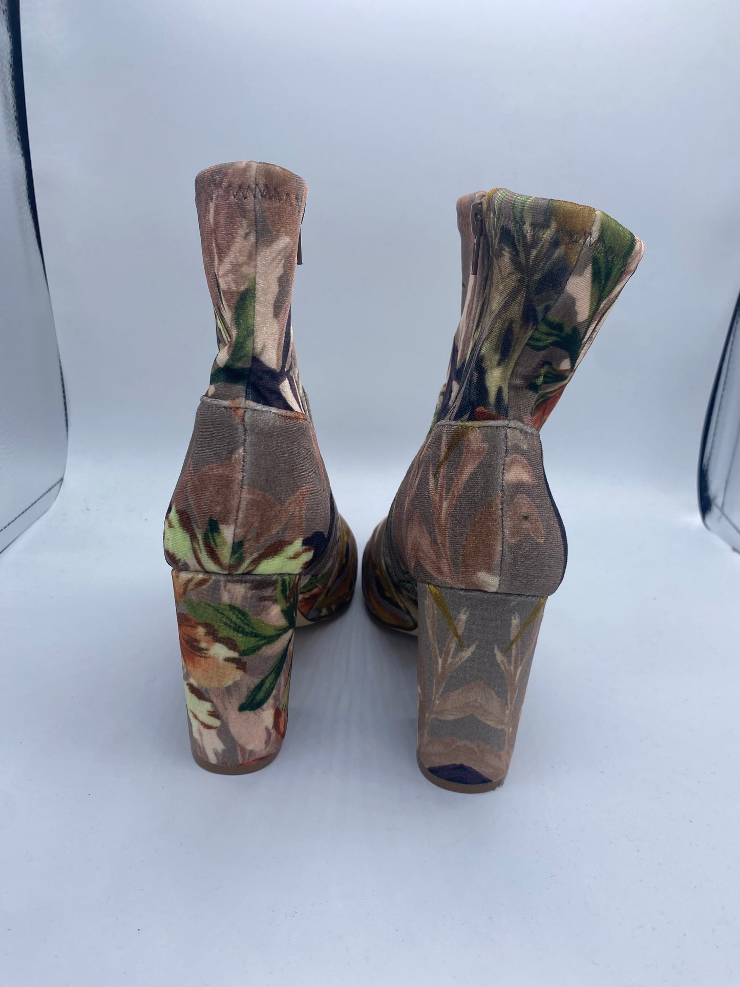 Boots Ankle Heels By Nine West In Floral Print, Size: 8