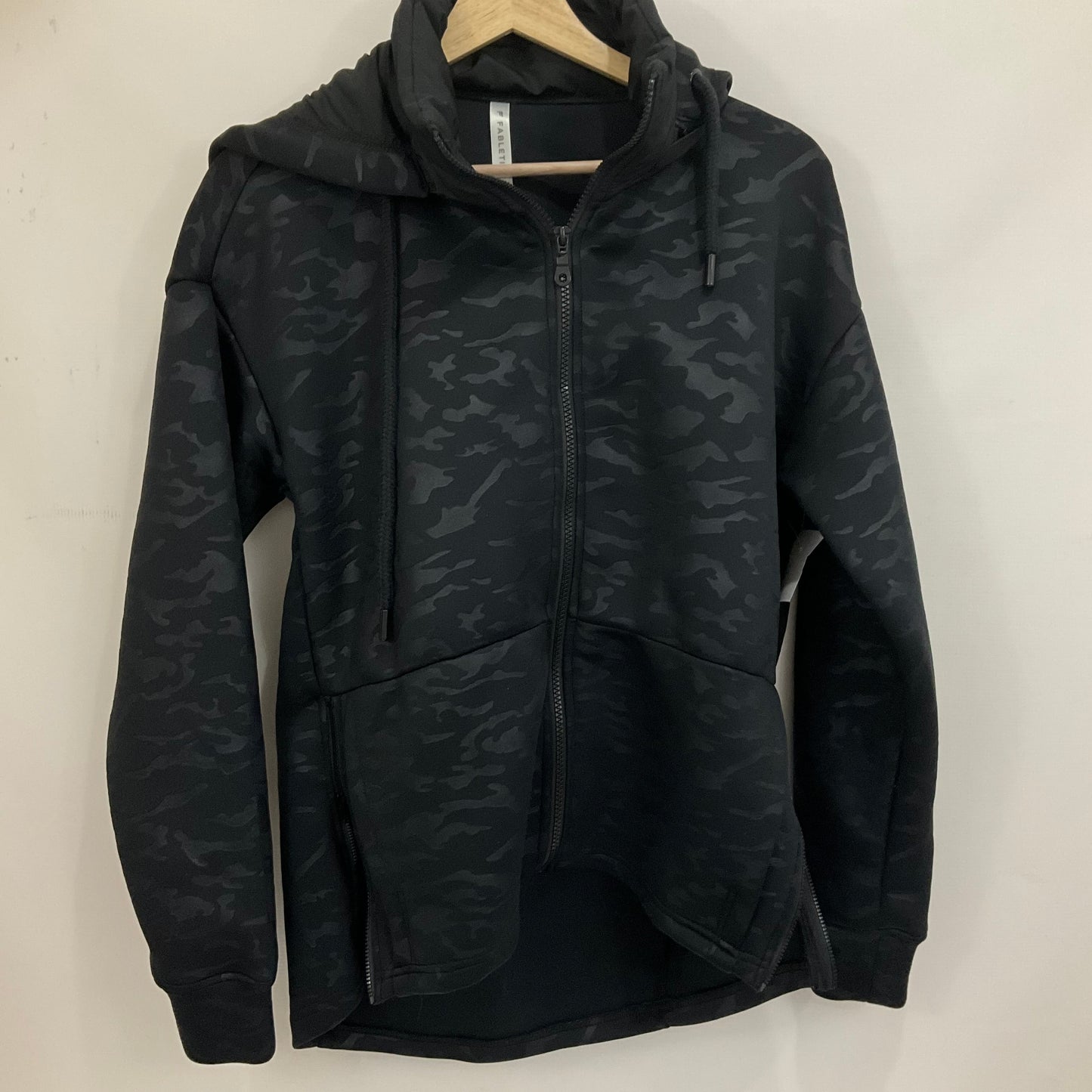 Athletic Jacket By Fabletics  Size: Xs