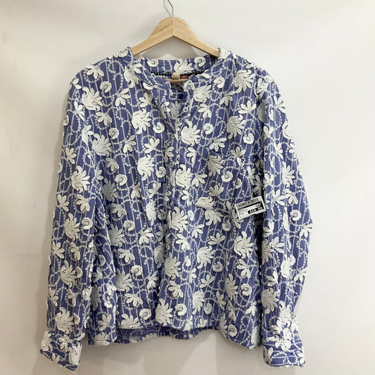 Blue & White Top Long Sleeve Pilcro, Size M