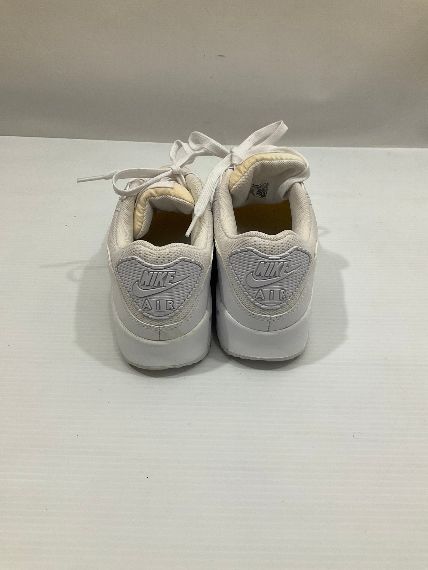 Shoes Sneakers By Nike In White, Size: 8