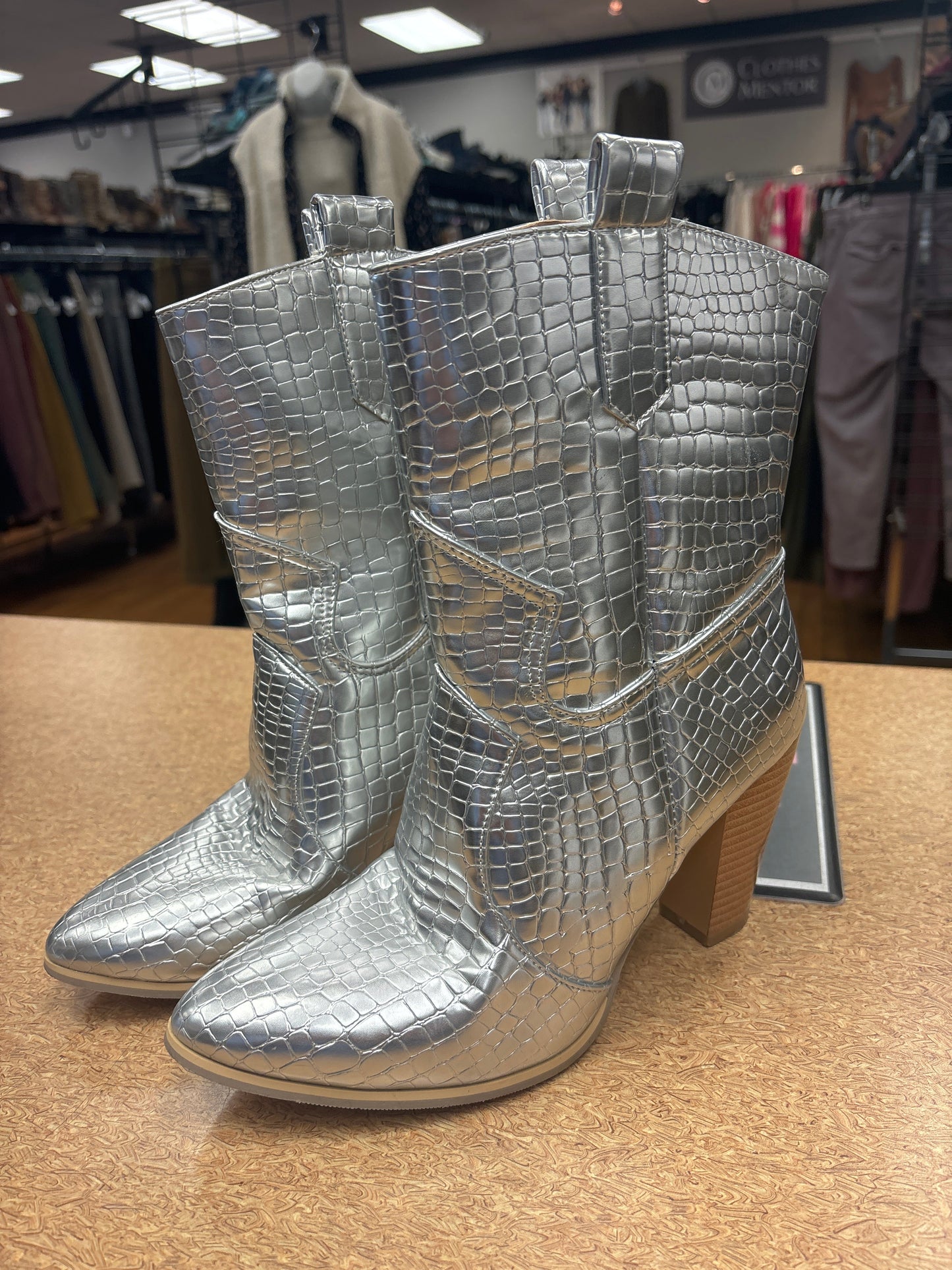 Boots Western By Cmf In Silver, Size: 8.5