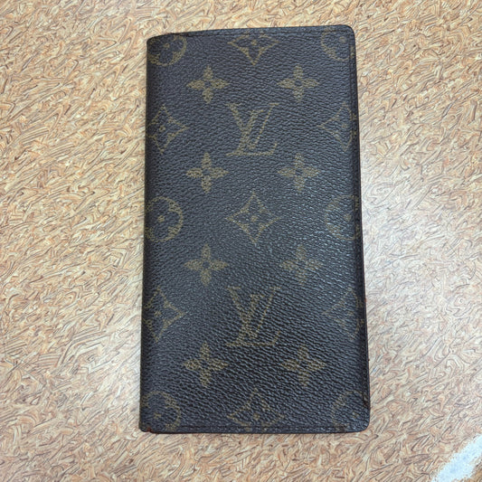 Wallet Luxury Designer By Louis Vuitton, Size: Medium