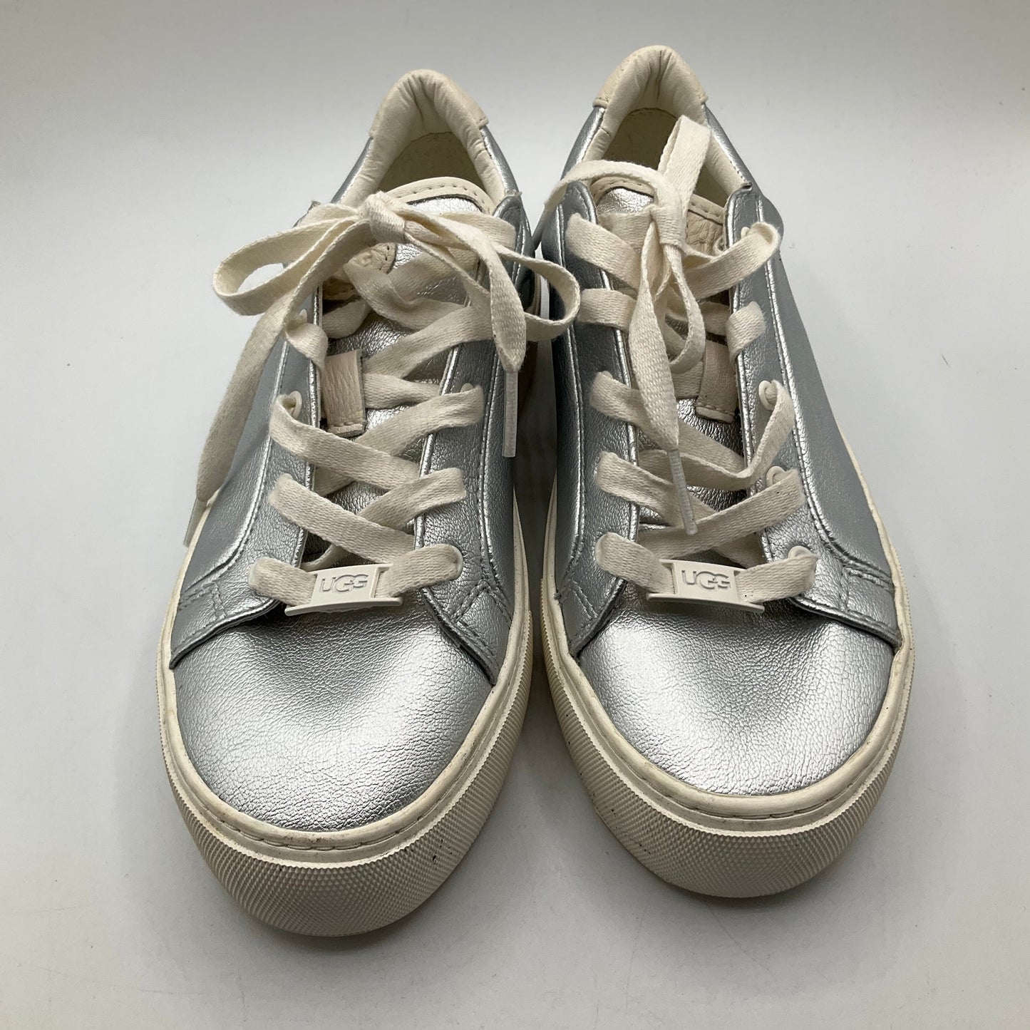 Shoes Sneakers By Ugg In Silver, Size: 6